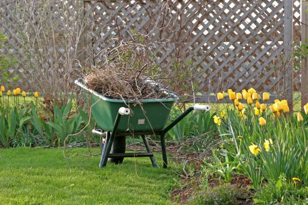Flower Bed Cleanup Service in Owasso